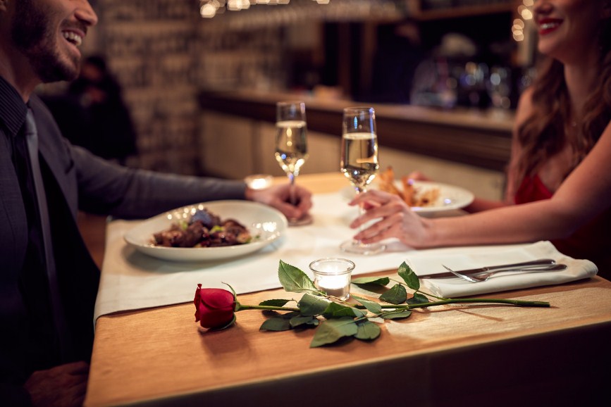 Special Suggestions To Choose The Best Date Night Venue For Your Loved ...